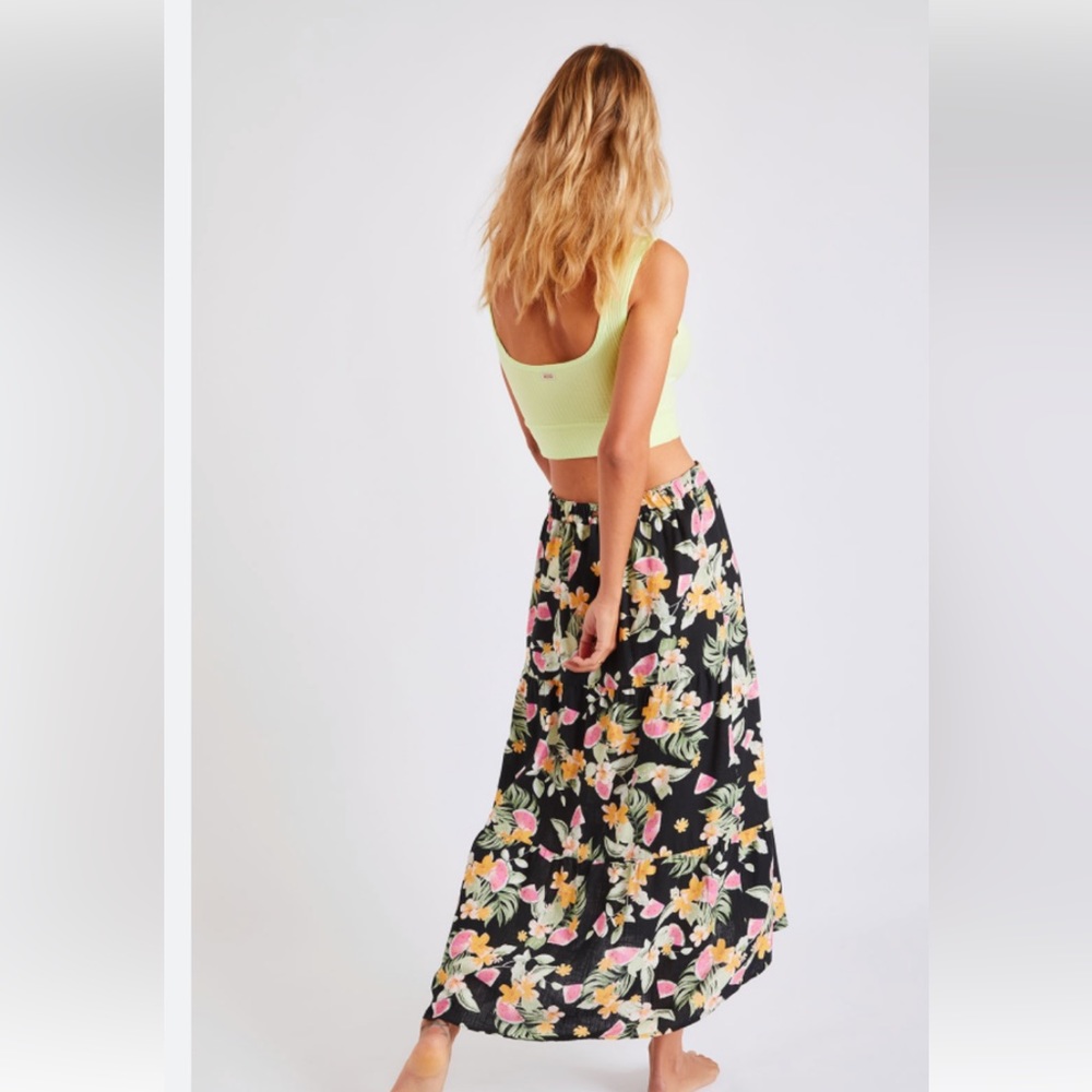 Flying Tomato Women's Tropical Print Maxi Skirt New W Tag Size M